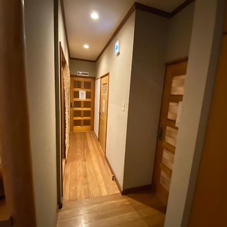 הירושימה Tsuruya Guesthouse מראה חיצוני תמונה